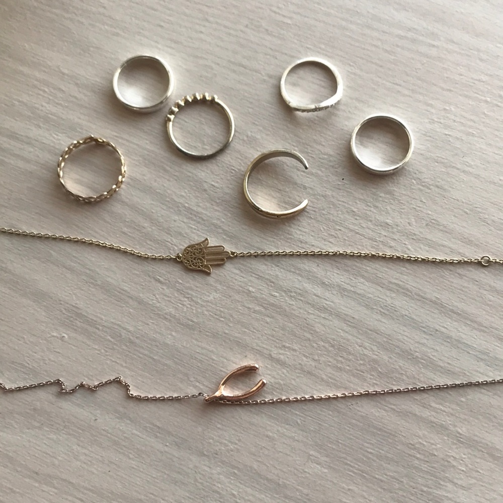 bundle of jewelry